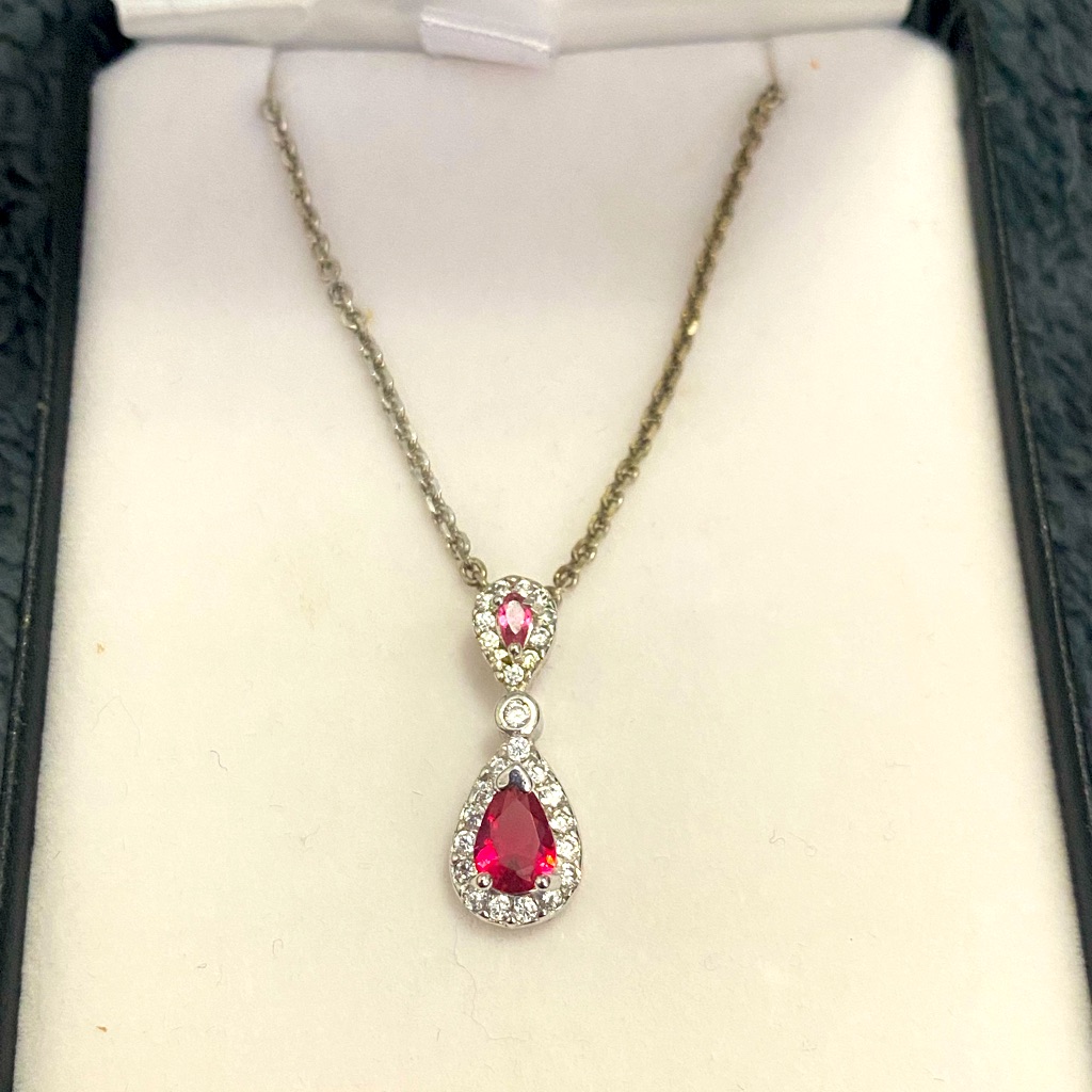 Stauer York Pendant And Chain Red Diamondaura 40$